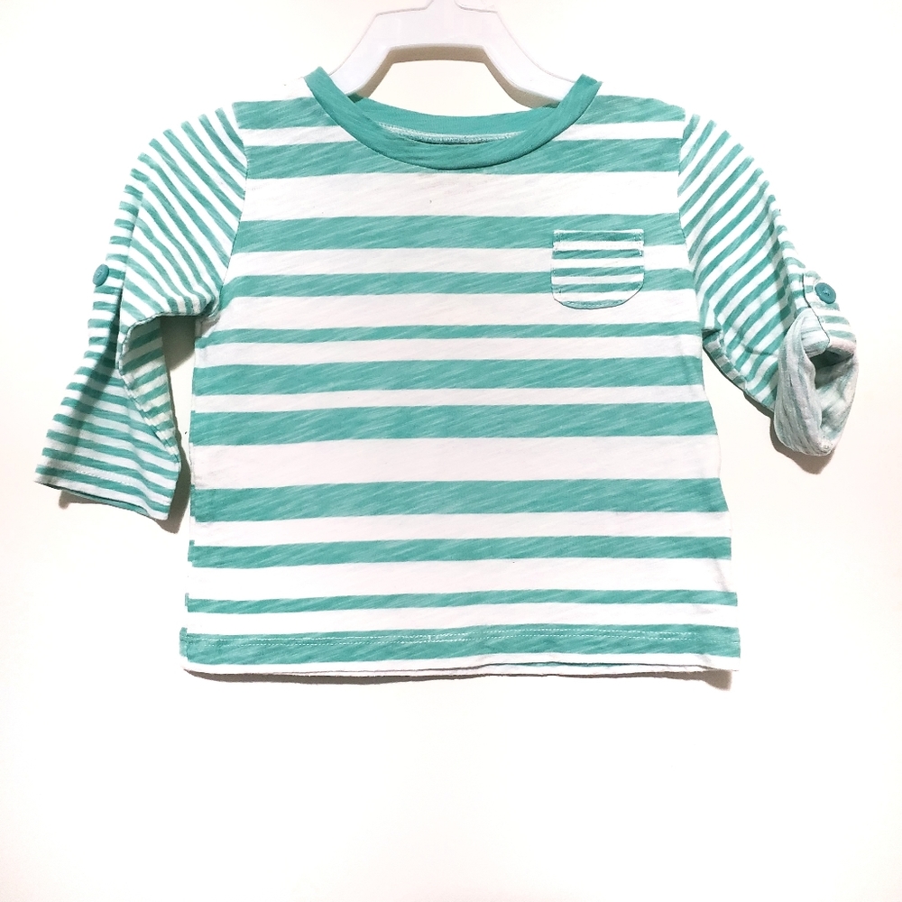 Carter's  t-shirt size 12 m